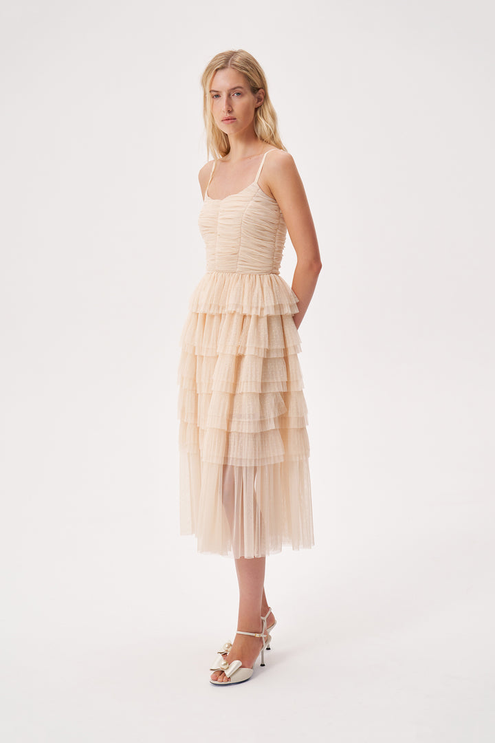 Платье с воланами из мягкой сетки гофре в горошек