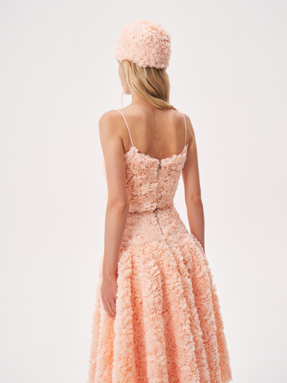 Укороченный топ из фактурной ткани