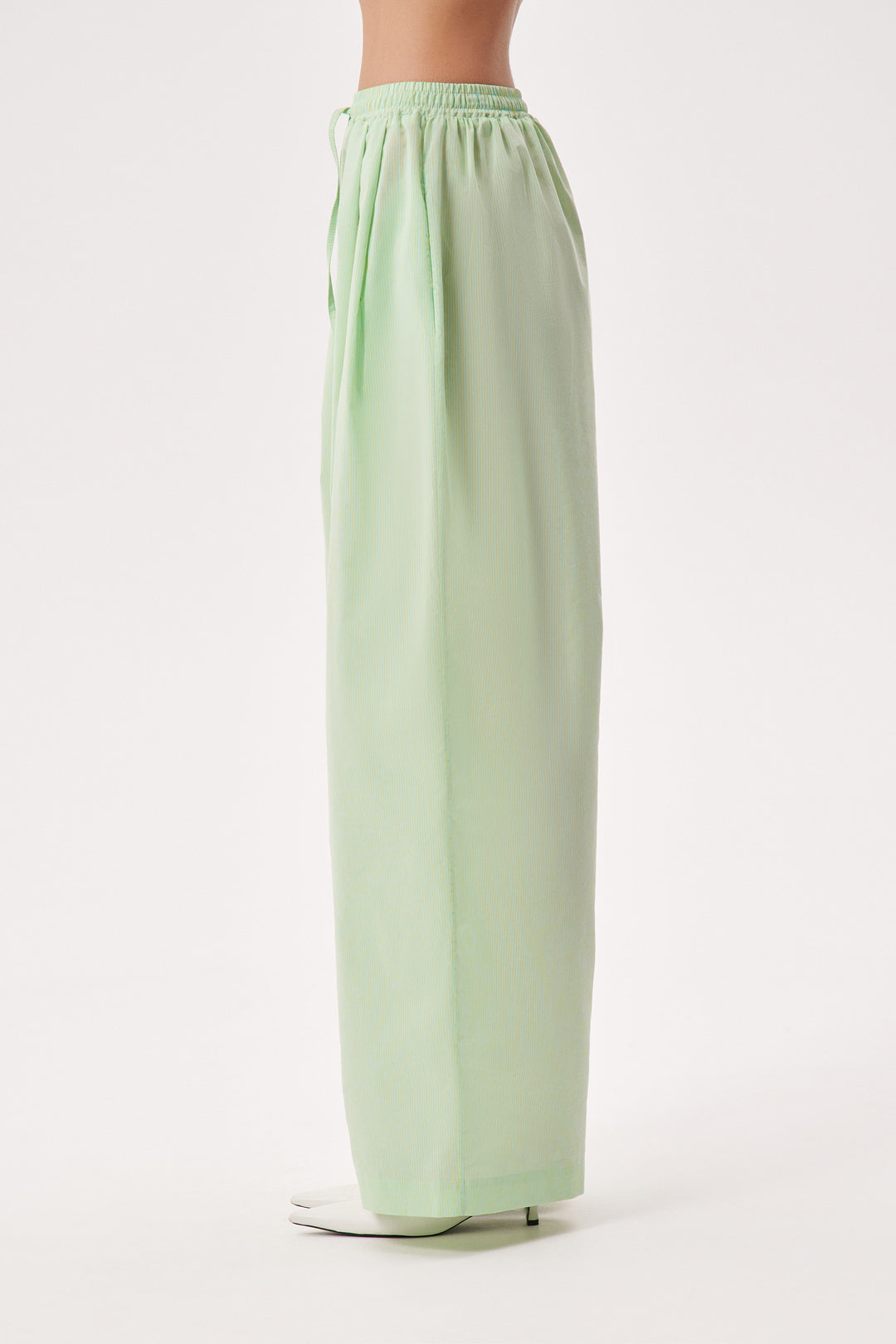 Объемные брюки из хлопка