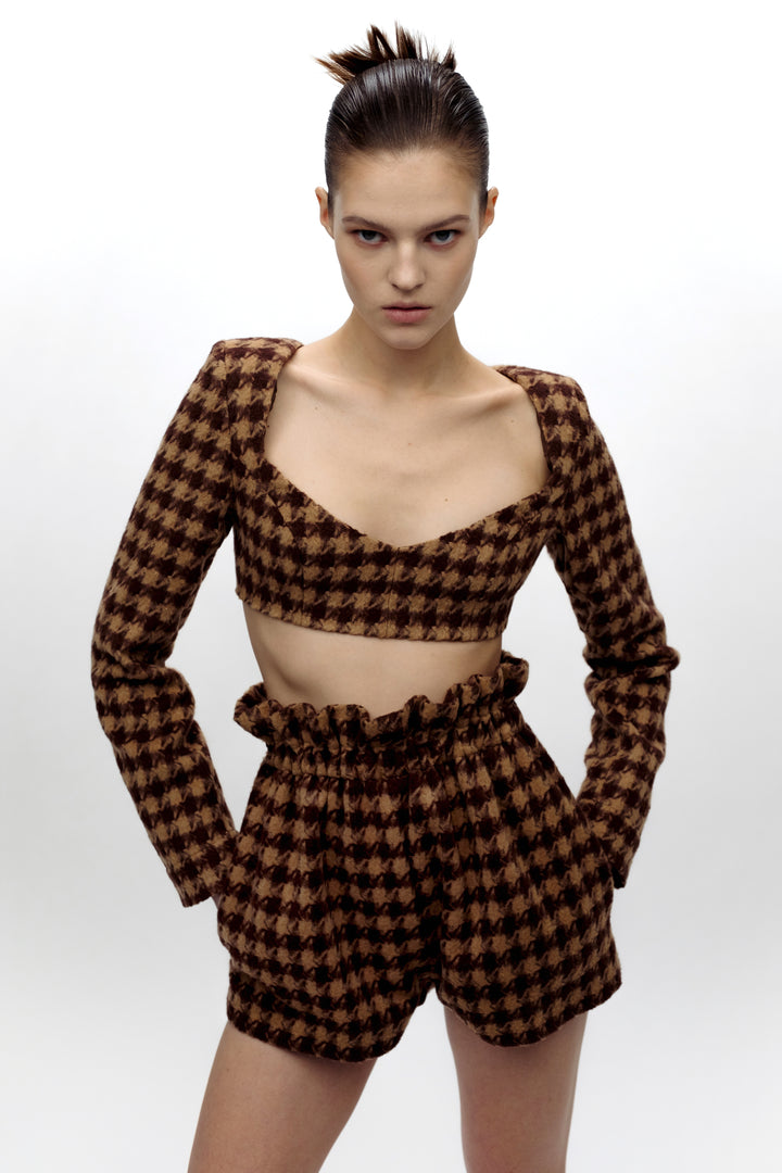 Топ в клетку с длинными рукавами