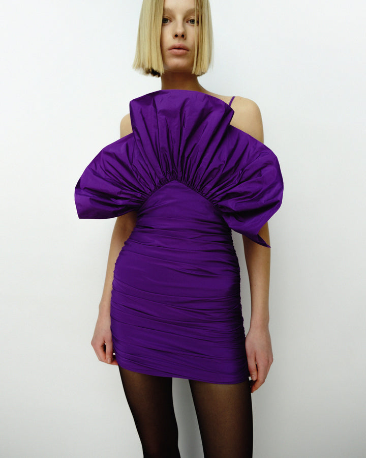 Мини платье из тафты