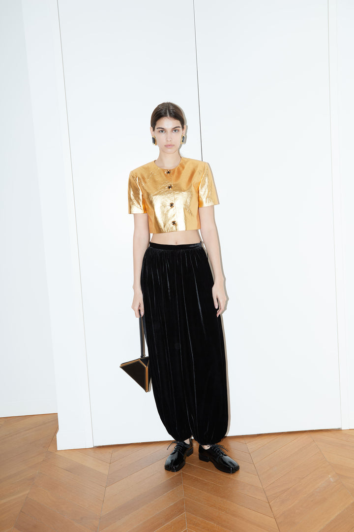 Укороченный жакет из кожи