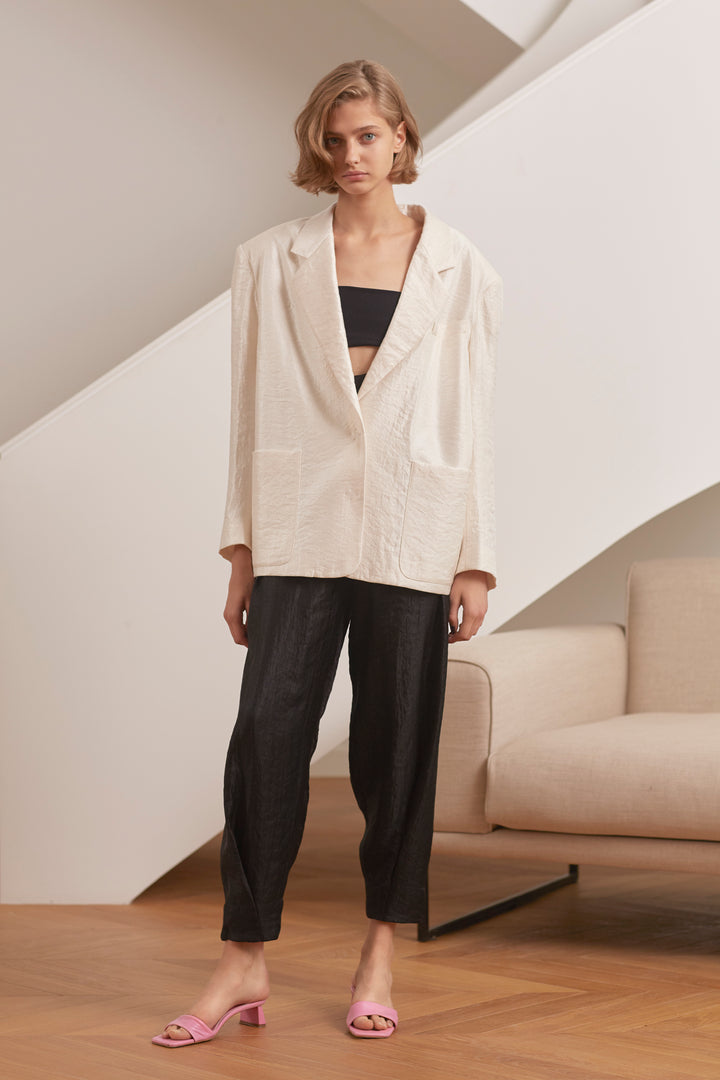 Жакет из ткани с деликатным блеском