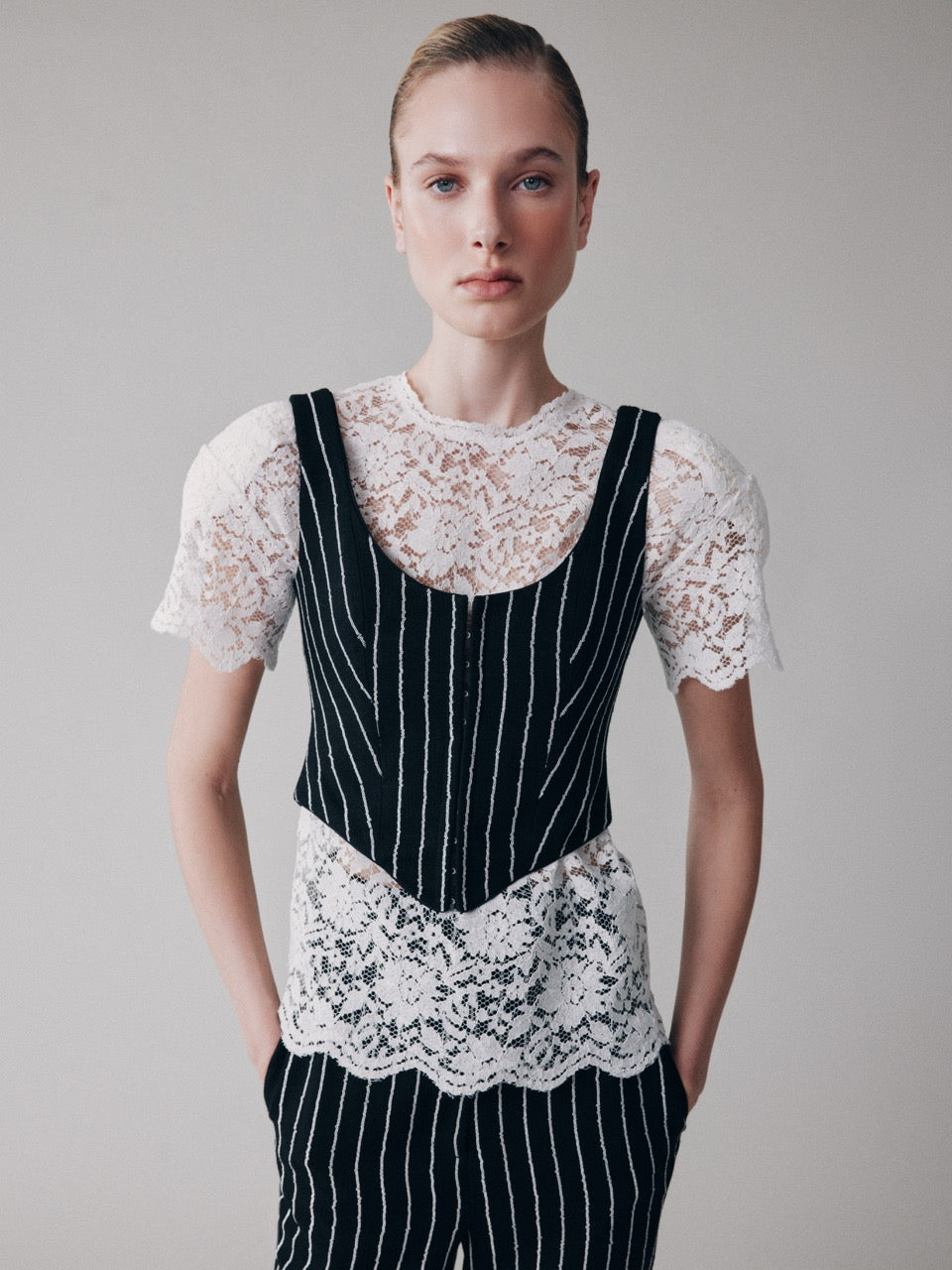 Корсетный топ из льняной ткани в полоску